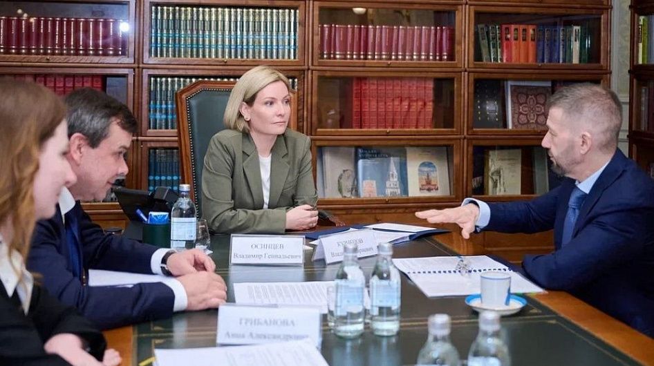 Ольга Любимова обсудила с главой Чукотки развитие культуры в регионе